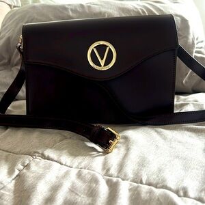 Valentino bag use like new… only use twice